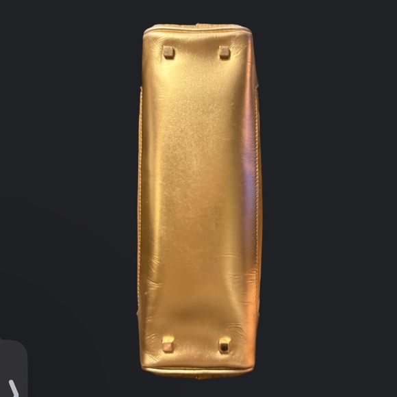 1 TIME ONLY GUCCI RARE Vintage Metallic Gold GG Canvas Bowler Bag Satchel + COA - Picture 6 of 12